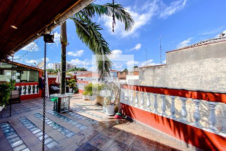 Casa à venda com 192m², 3 quartos e 2 vagasÁrea externa