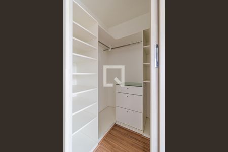 Quarto 1 - Closet de apartamento para alugar com 2 quartos, 61m² em Menino Deus, Porto Alegre
