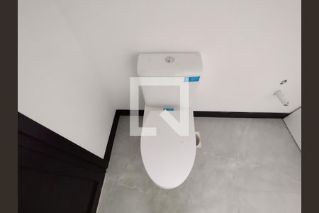 Casa à venda com 160m², 3 quartos e 2 vagas Casa à venda com 160m², 3 quartos e 2 vagasBanheiro 3