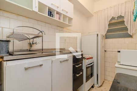 Banheiro de apartamento para alugar com 1 quarto, 36m² em Farroupilha, Porto Alegre