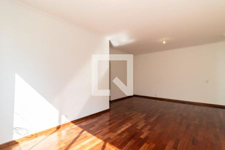 Apartamento para alugar com 98m², 3 quartos e 1 vaga Apartamento para alugar com 98m², 3 quartos e 1 vagaSala
