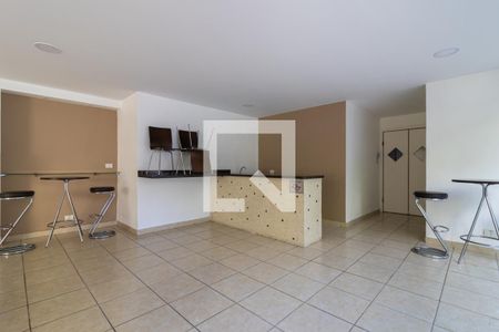 Apartamento para alugar com 98m², 3 quartos e 1 vaga Apartamento para alugar com 98m², 3 quartos e 1 vagaÁrea Comum: Salão de Festas