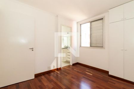Apartamento para alugar com 98m², 3 quartos e 1 vaga Apartamento para alugar com 98m², 3 quartos e 1 vagaQuarto 2