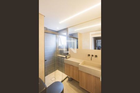 Banheiro Suíte 1 de apartamento à venda com 3 quartos, 136m² em Santo Amaro, São Paulo