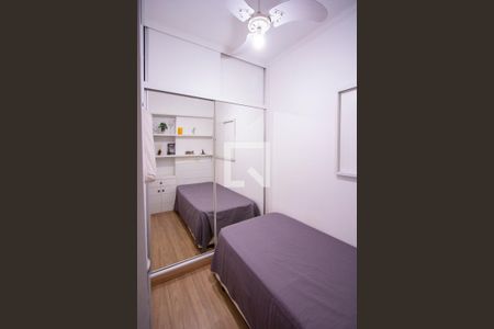 Quarto 2 de apartamento à venda com 3 quartos, 78m² em Icaraí, Niterói