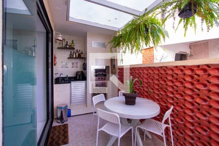 Apartamento à venda com 78m², 3 quartos e 2 vagasÁrea gourmet