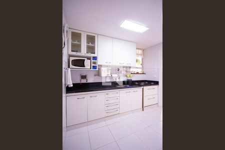 Apartamento à venda com 78m², 3 quartos e 2 vagasCozinha