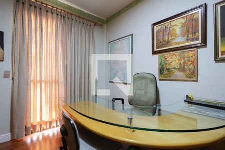 Apartamento à venda com 164m², 4 quartos e 4 vagas Apartamento à venda com 164m², 4 quartos e 4 vagasQuarto 2