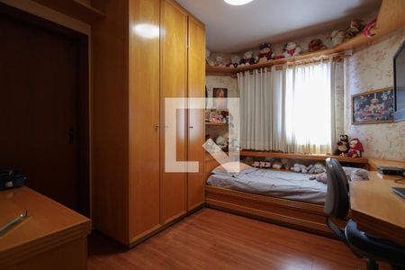 Apartamento à venda com 164m², 4 quartos e 4 vagas Apartamento à venda com 164m², 4 quartos e 4 vagasSuíte 2