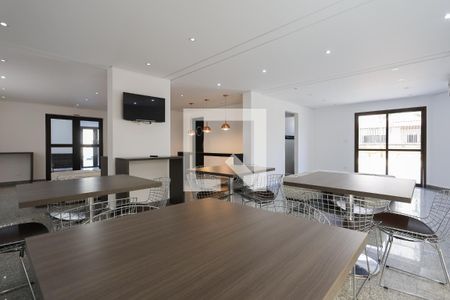 Apartamento à venda com 164m², 4 quartos e 4 vagas Apartamento à venda com 164m², 4 quartos e 4 vagasÁrea comum - Salão de festas