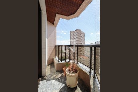 Apartamento à venda com 164m², 4 quartos e 4 vagas Apartamento à venda com 164m², 4 quartos e 4 vagasVaranda do Quarto 2