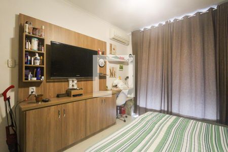 Quarto 2 de apartamento à venda com 3 quartos, 85m² em Petrópolis, Porto Alegre