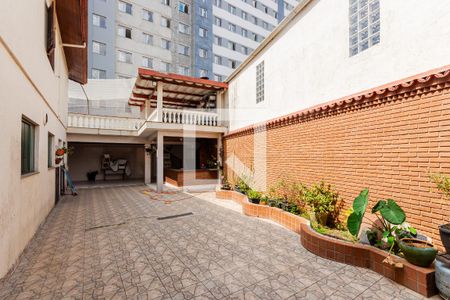 Casa à venda com 260m², 3 quartos e 10 vagasQuintal