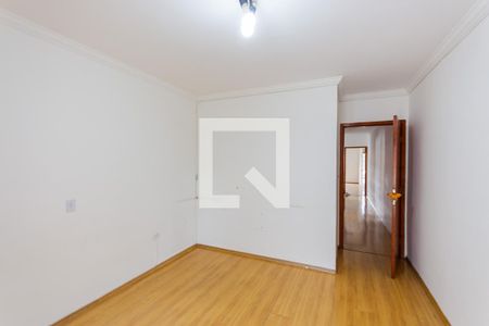 Casa à venda com 260m², 3 quartos e 10 vagasQuarto 2