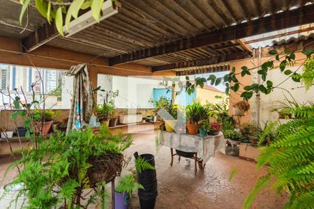 Casa à venda com 210m², 3 quartos e 3 vagasTerraço