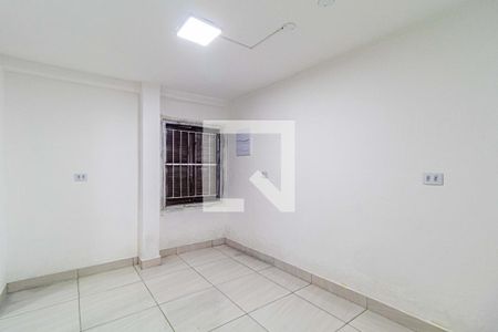 Sala/Quarto de casa para alugar com 1 quarto, 70m² em Rio Pequeno, São Paulo