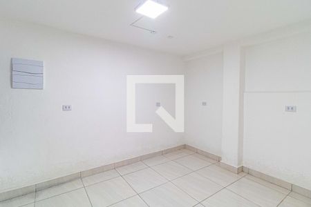 Sala/Quarto de casa para alugar com 1 quarto, 70m² em Rio Pequeno, São Paulo