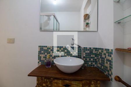 Banheiro de casa para alugar com 1 quarto, 40m² em Jardim dos Estados, São Paulo
