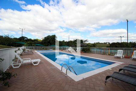 Apartamento para alugar com 47m², 2 quartos e 2 vagas Apartamento para alugar com 47m², 2 quartos e 2 vagasÁrea comum - Piscina