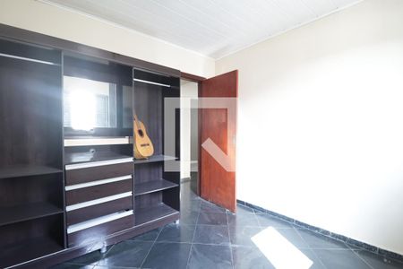 Casa à venda com 220m², 3 quartos e sem vagaQuarto