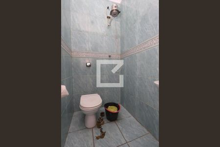 Casa à venda com 480m², 3 quartos e 3 vagasBanheiro 3