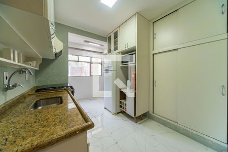 Apartamento para alugar com 76m², 2 quartos e 1 vagaCozinha 