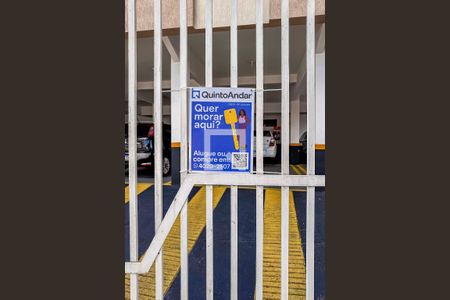 Apartamento para alugar com 76m², 2 quartos e 1 vagaPlaca Banner Instalada na Fachada