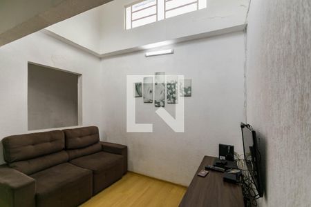 Sala de Estar de casa para alugar com 2 quartos, 160m² em Vila Oliveira, Mogi das Cruzes