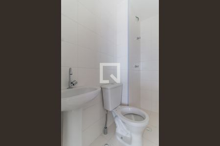 Banheiro de kitnet/studio para alugar com 1 quarto, 35m² em Centro, Mogi das Cruzes