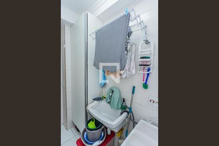 Apartamento à venda com 81m², 2 quartos e 1 vagaÁrea de Serviço