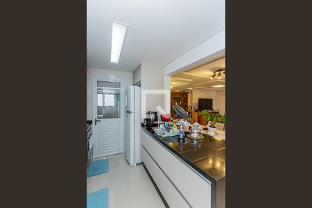 Apartamento à venda com 81m², 2 quartos e 1 vagaCozinha