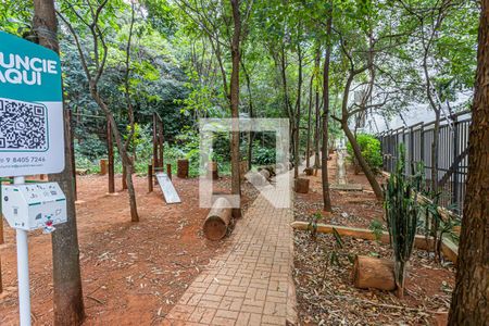 Apartamento à venda com 81m², 2 quartos e 1 vagaPista caminhada