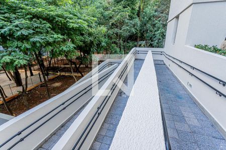 Apartamento à venda com 81m², 2 quartos e 1 vagaRampa acessibilidade