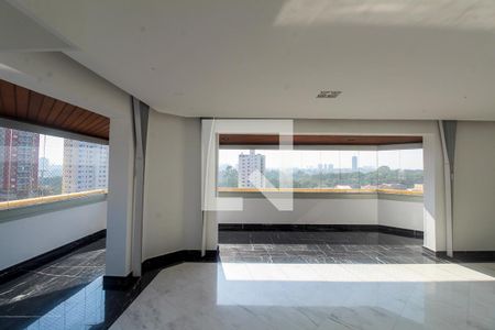 Sala de apartamento à venda com 3 quartos, 250m² em Jardim Avelino, São Paulo