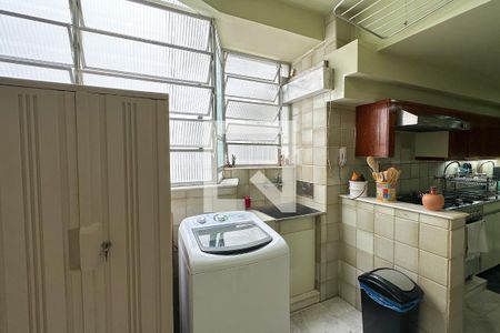 Apartamento à venda com 170m², 3 quartos e sem vaga Apartamento à venda com 170m², 3 quartos e sem vagaÁrea de Serviço