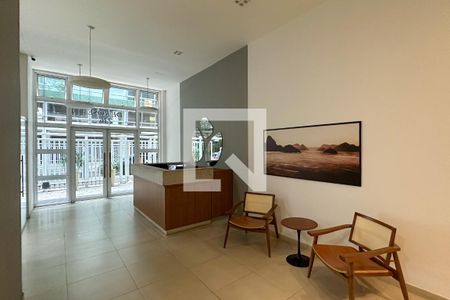 Apartamento à venda com 170m², 3 quartos e sem vaga Apartamento à venda com 170m², 3 quartos e sem vagaEntrada