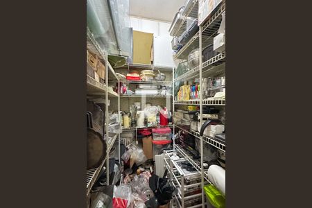 Apartamento à venda com 170m², 3 quartos e sem vaga Apartamento à venda com 170m², 3 quartos e sem vagaQuarto de Serviço