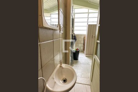 Apartamento à venda com 170m², 3 quartos e sem vaga Apartamento à venda com 170m², 3 quartos e sem vagaBanheiro de serviço