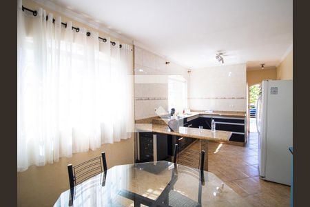 Casa à venda com 500m², 5 quartos e 5 vagasCozinha