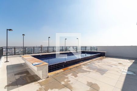 Apartamento à venda com 39m², 2 quartos e sem vagaÁrea comum - Piscina