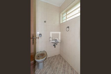 Lavabo de casa para alugar com 3 quartos, 170m² em Vila Bertioga, São Paulo