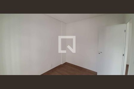 Quarto de apartamento à venda com 1 quarto, 45m² em Industrial Centro, Osasco