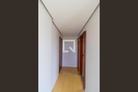 Corredor de entrada de apartamento à venda com 3 quartos, 81m² em Vila Brandina, Campinas