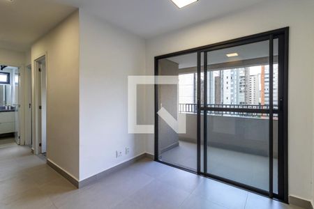 Sala de apartamento para alugar com 2 quartos, 40m² em Indianópolis, São Paulo