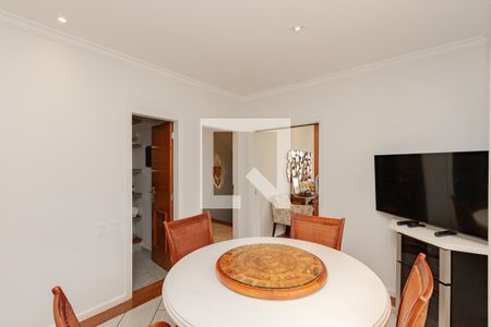 Casa de condomínio à venda com 901m², 5 quartos e 6 vagasCopa