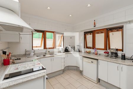 Casa de condomínio à venda com 901m², 5 quartos e 6 vagasCozinha