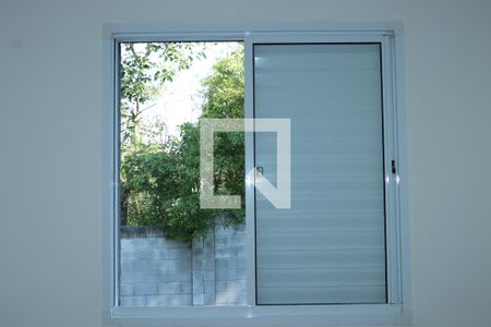 Casa de Condomínio para alugar com 2 quartos, 60m² em Maranhão, Cotia