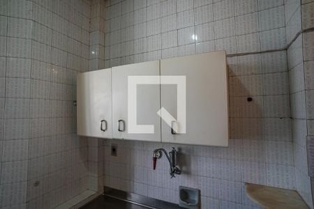 Apartamento para alugar com 72m², 2 quartos e sem vaga Apartamento para alugar com 72m², 2 quartos e sem vagaCozinha - Armários