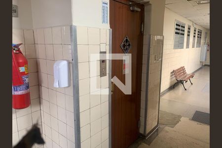 Apartamento para alugar com 72m², 2 quartos e sem vaga Apartamento para alugar com 72m², 2 quartos e sem vagaHall de entrada