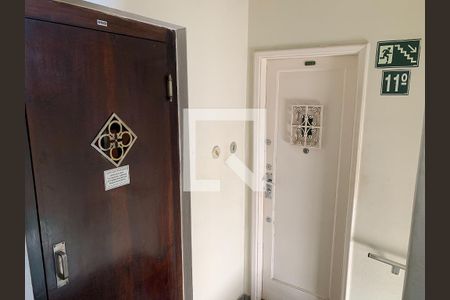 Apartamento para alugar com 72m², 2 quartos e sem vaga Apartamento para alugar com 72m², 2 quartos e sem vagaElevador